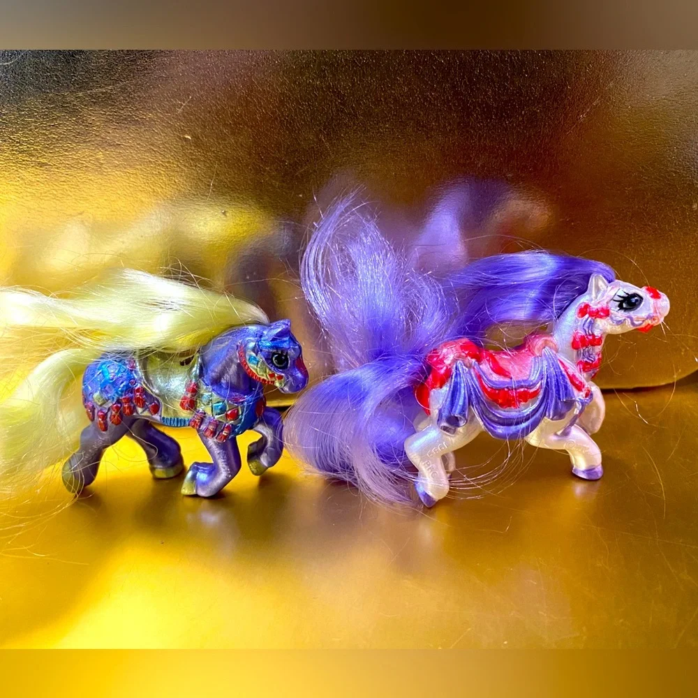 CARROUSEL LITTLE BEAUTIES VTG 1989 MINIATURE HORSE FIGURES W/LONG BRUSHABLE HAIR